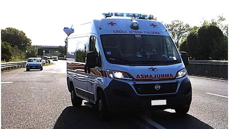 Bambina di 9 anni morta in auto ad Arezzo, era partita da Taverna coi genitori verso l'ospedale di Genova