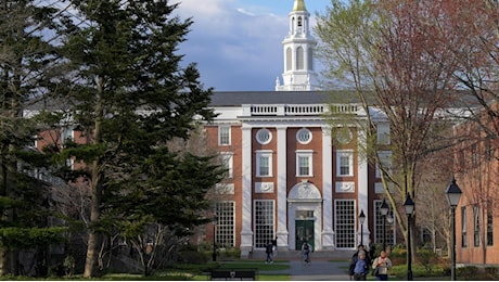 Trump: “Harvard è una barzelletta. Ha perso la strada, insegna odio e stupidità”